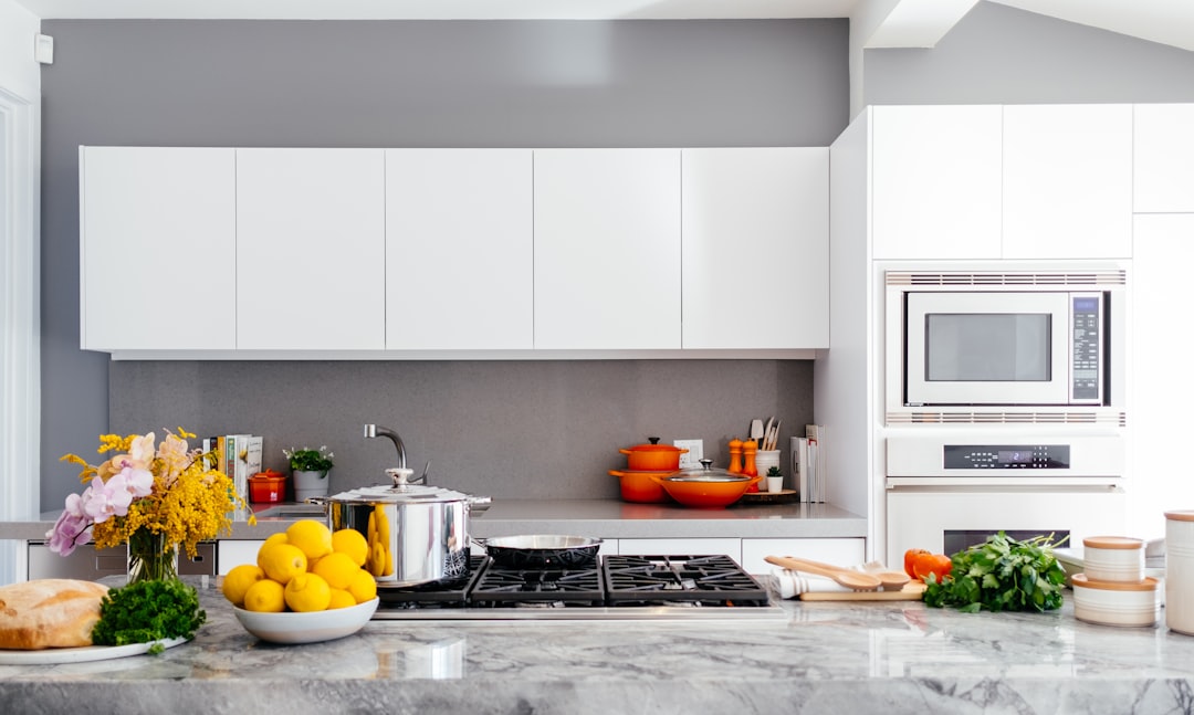 How to Photograph and Stage Kitchens for Maximum Visual Impact in Listings