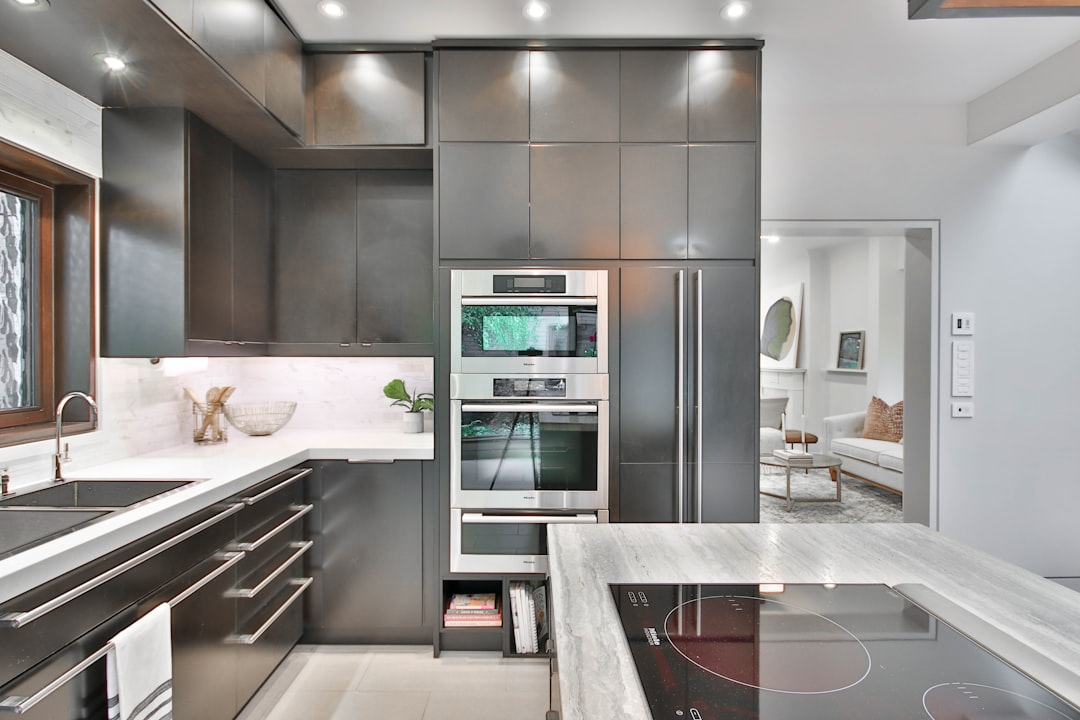 Kitchen(ette) of the Week: 5 Space-Saving Ideas to Steal from a Brooklyn Cookspace, Ikea Hack Included